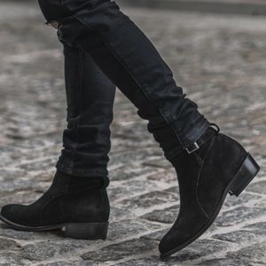 NEW Mens Thursday Boots